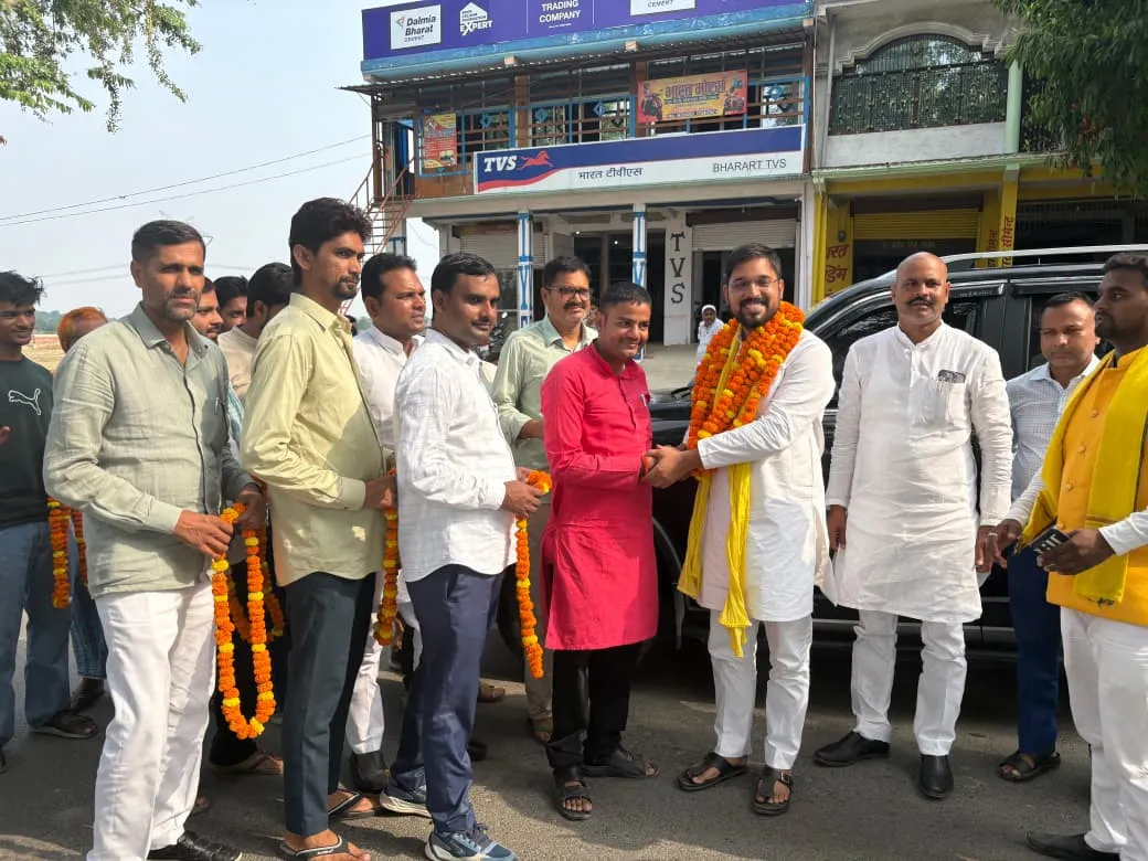 पार्टी की नीतियों और विचारों को लेकर पथरदेवा पहुंचे सुभासपा नेता