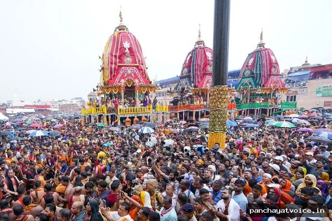 पुरी रथ यात्रा में भगदड़ से मातम, एक श्रद्धालु की मौत, कई घायल