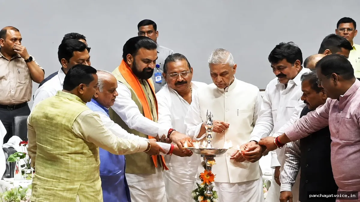 बिहार में एक साथ 2000 अफसरों को नियुक्ति पत्र