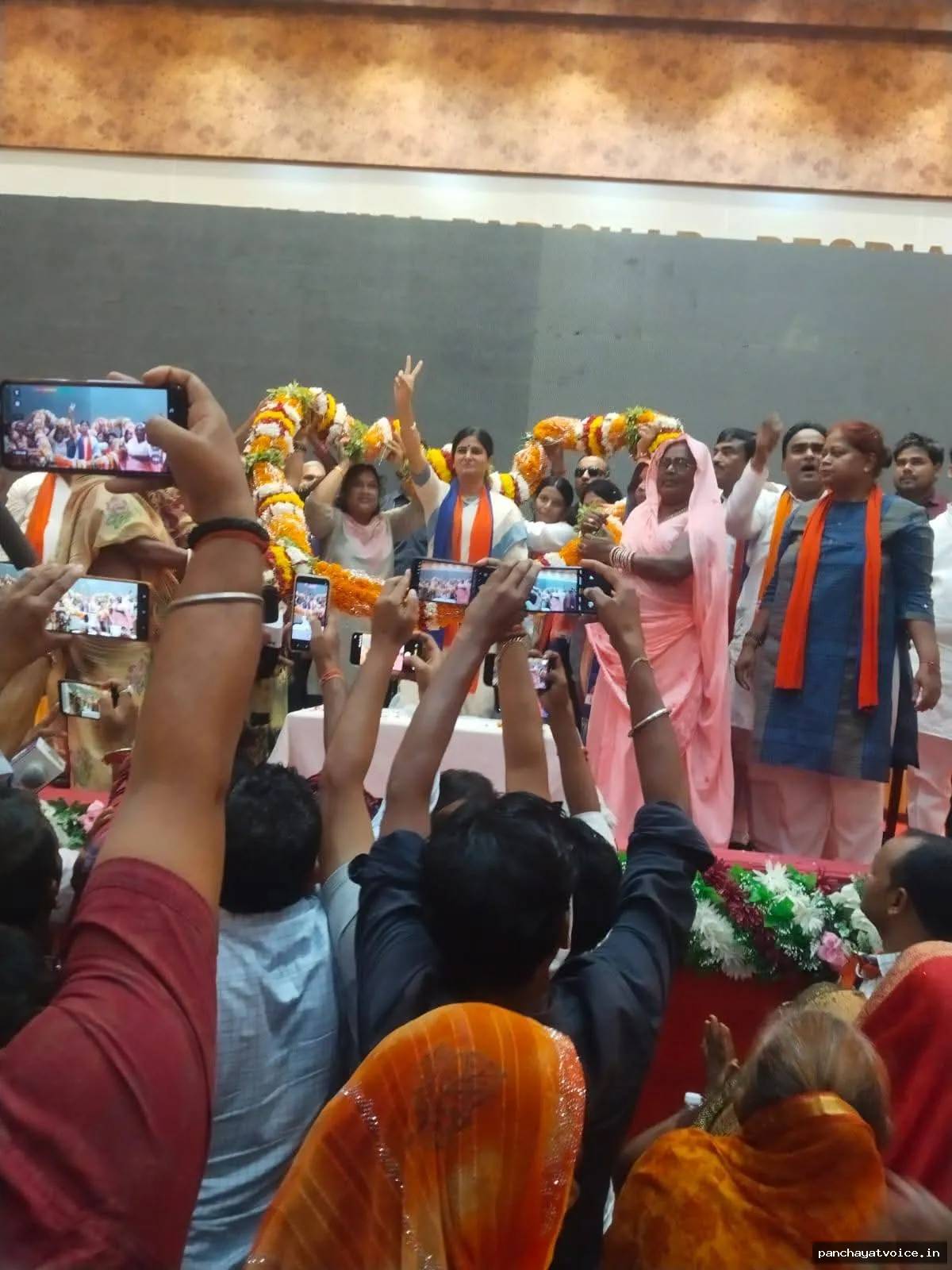 देवरिया में गरजीं अनुप्रिया पटेल: 'अपना दल एस' दलित, शोषित व कमजोर वर्ग का सच्चा हितैषी, 2027 में फिर लहराएगा एनडीए का परचम