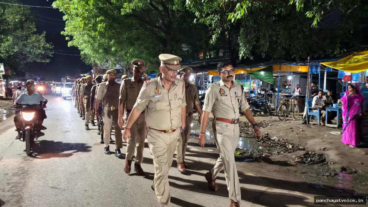 एसपी ने महुआडीह थाने का किया निरीक्षण, अभिलेखों की जांच कर दिए आवश्यक दिशा-निर्देश