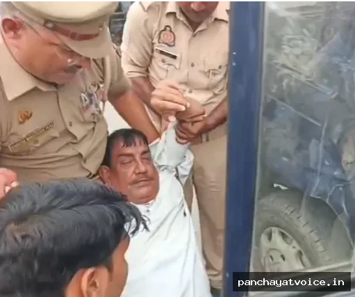 अखिलेश की हिरासत पर देवरिया में सपा का सियासी संग्राम, सड़क पर उतरे सपाई, पूर्व विधायक समेत छह हिरासत में