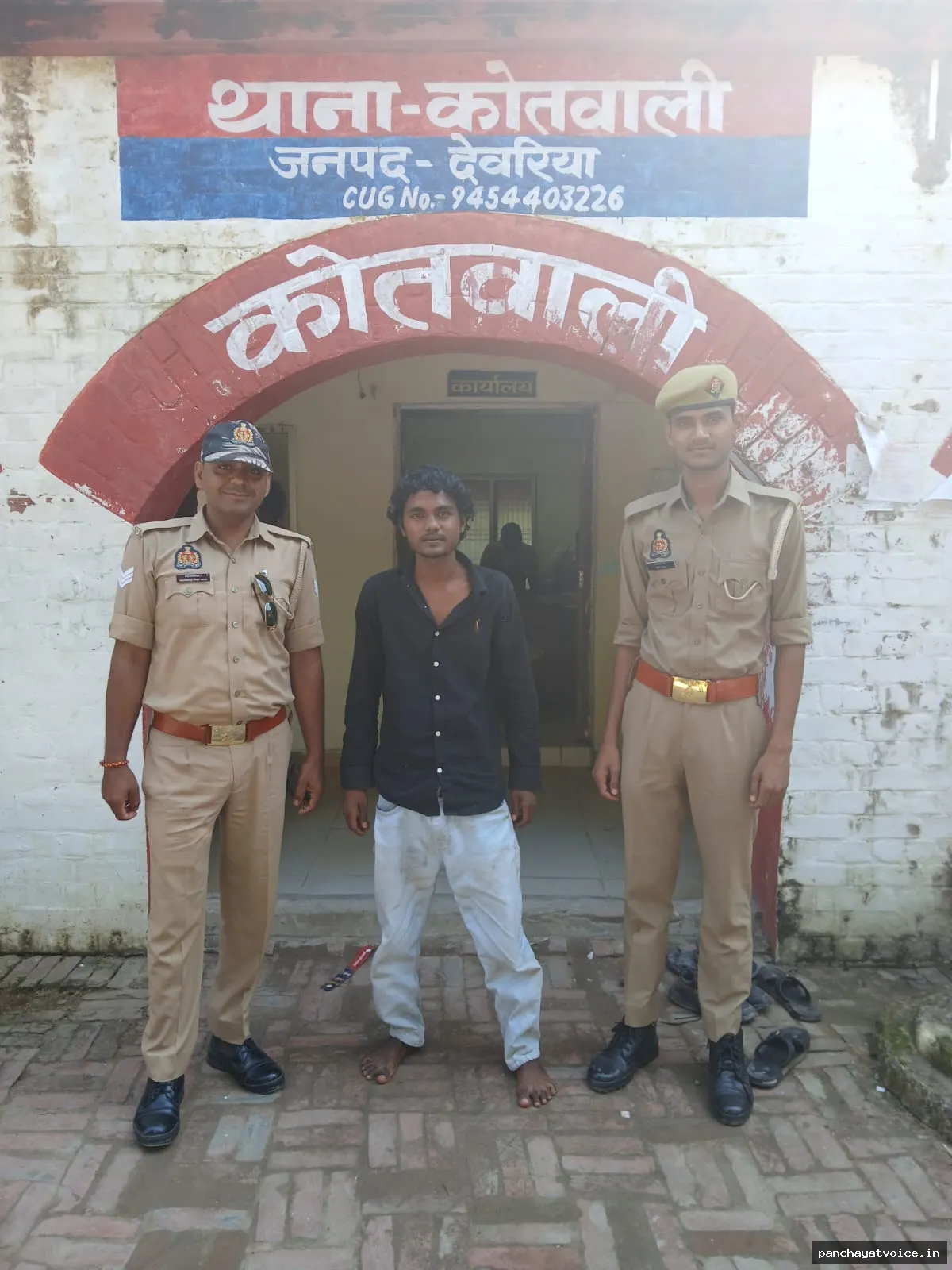देवरिया कोतवाली पुलिस की कार्रवाई, पॉक्सो एक्ट का वांछित आरोपी गिरफ्तार